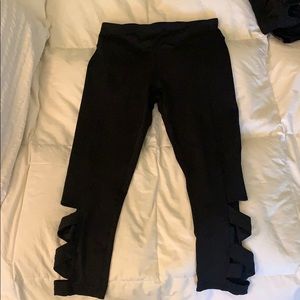 Gaiam black cropped leggings
